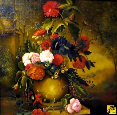 Kwiaty w kamiennym wazonie.